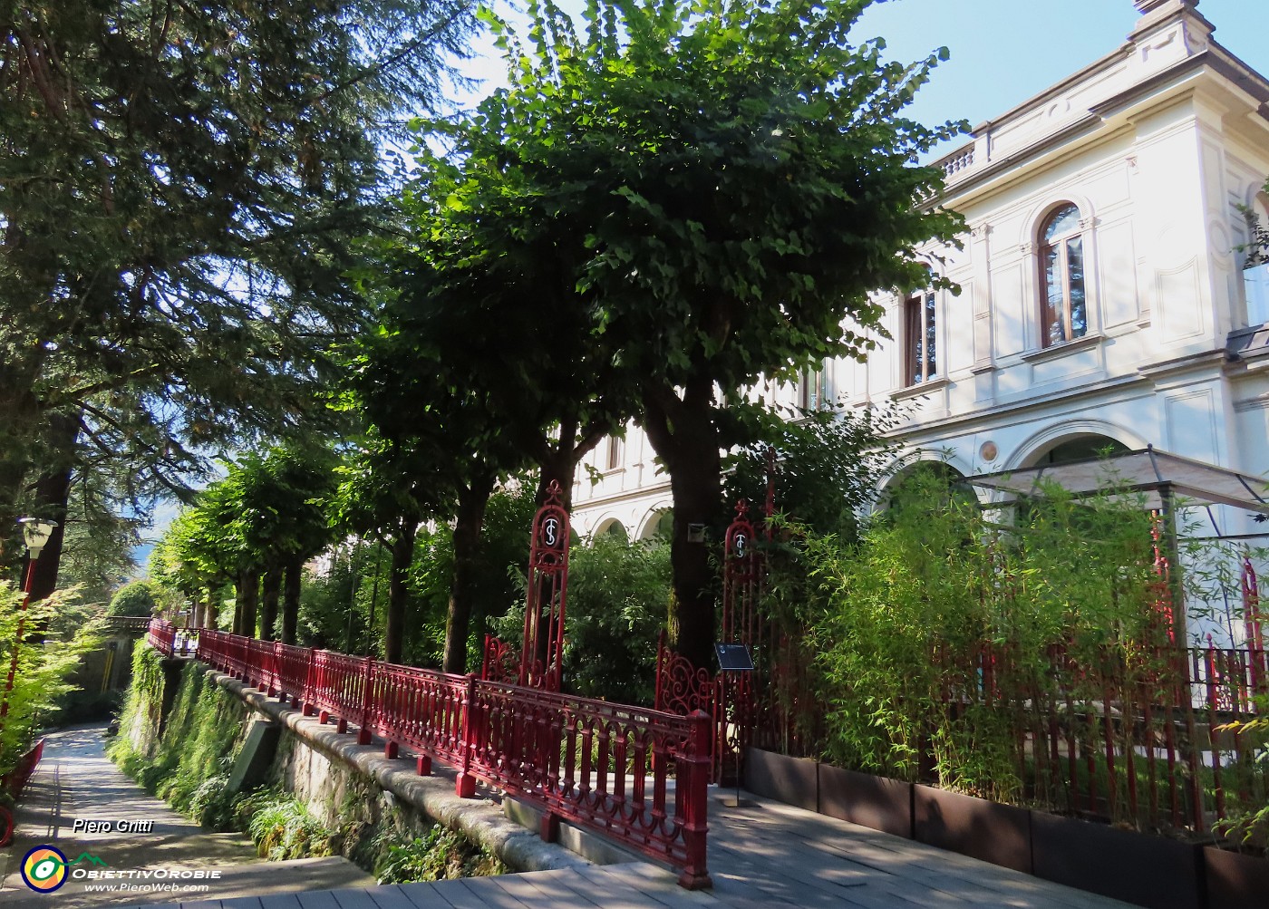 45 Struttura  e giardini in stile Liberty delle QC Terme di San Pellegrino Terme.JPG